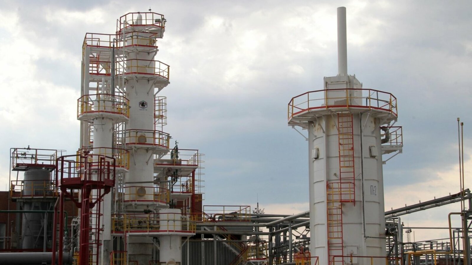 Олег Яровиков