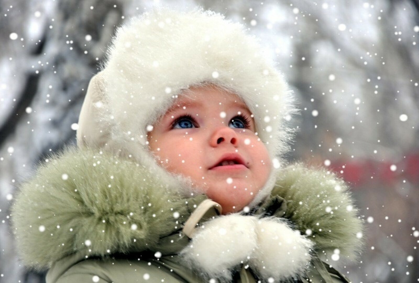 Мама будет снег. Дети зимой. Дети зима снег. Красивые дети зимой. Зима радость.
