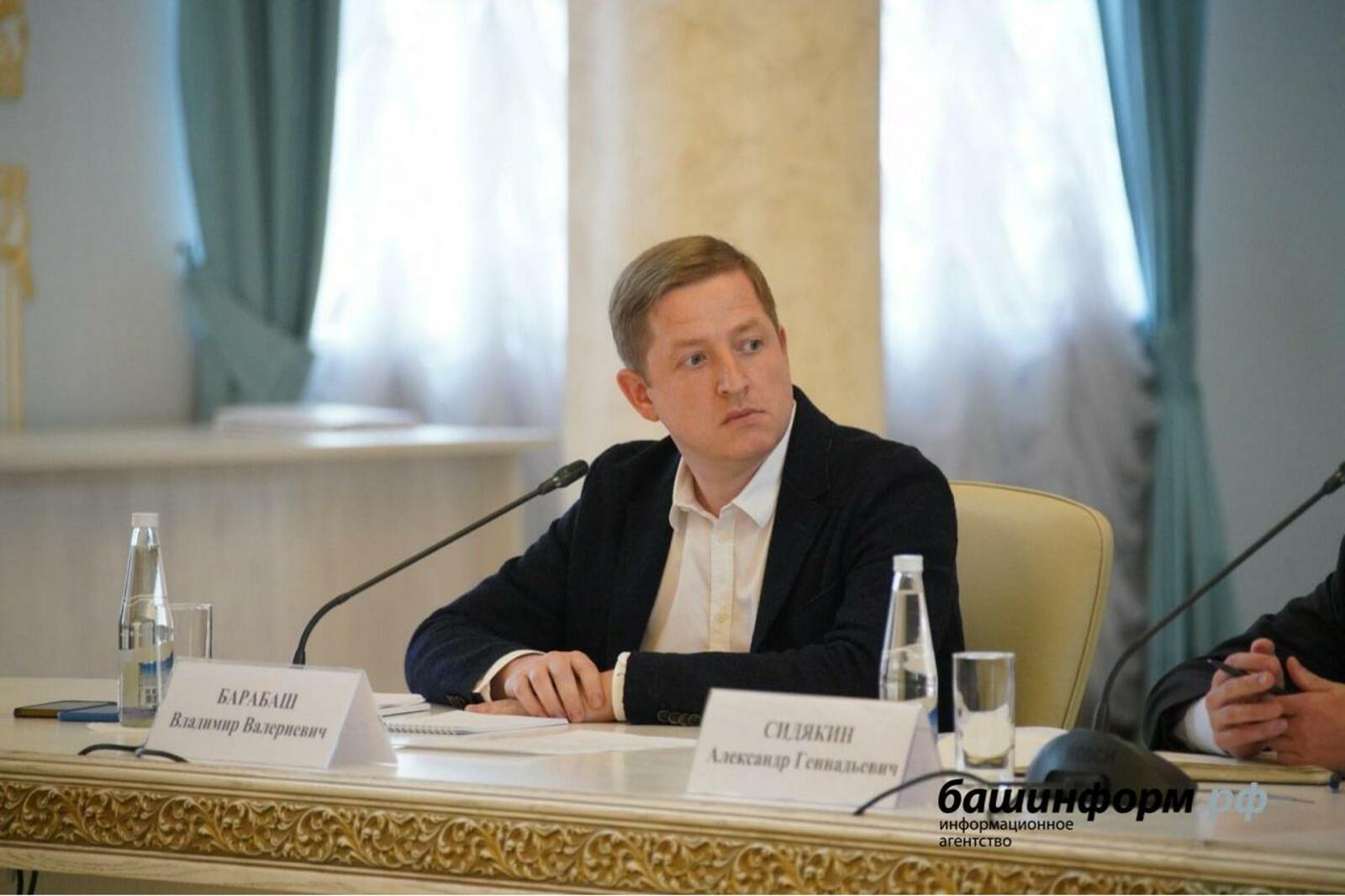 Олег Яровиков