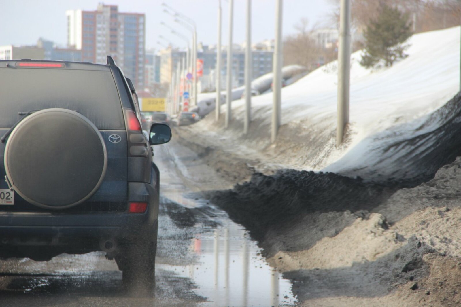 автор