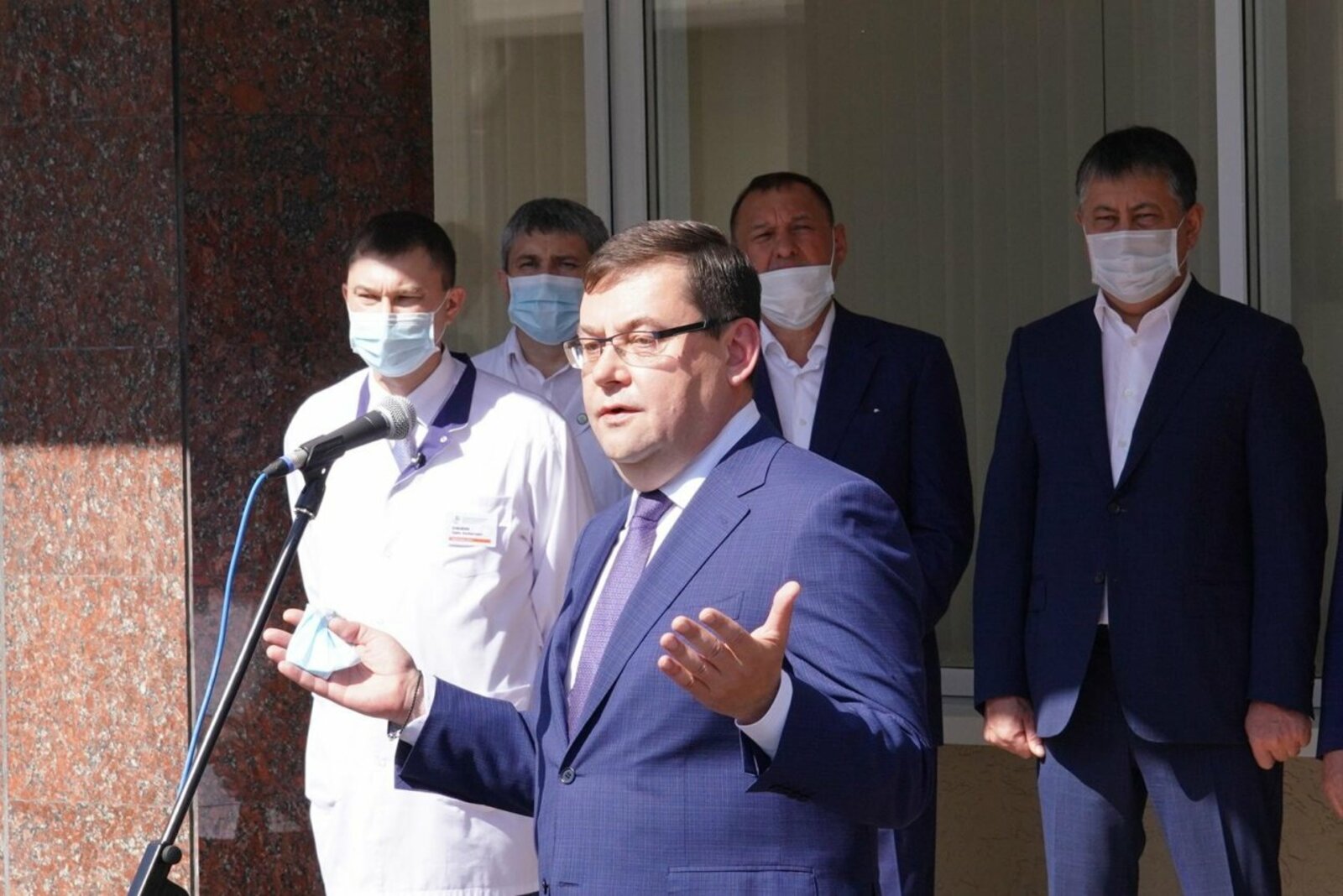 Олег Яровиков