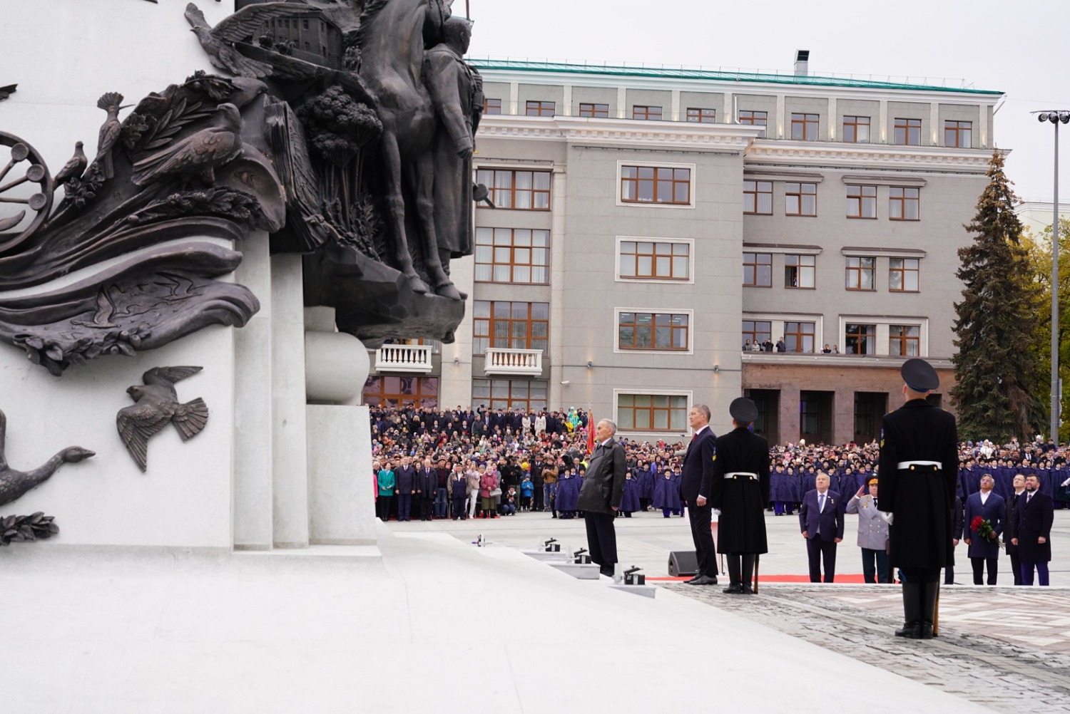 Олег Яровиков