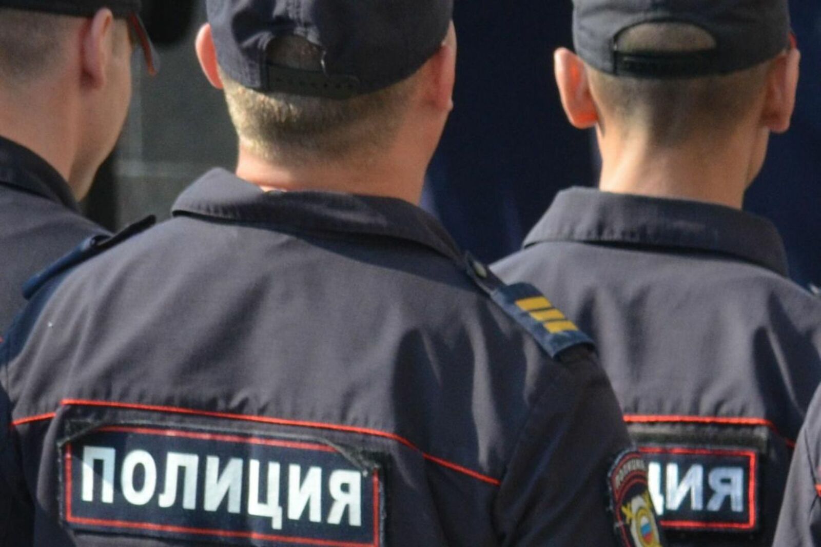 автор