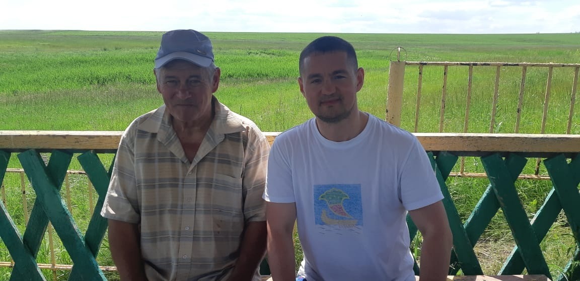 Салават Гаязович с сыном Эльвиром.