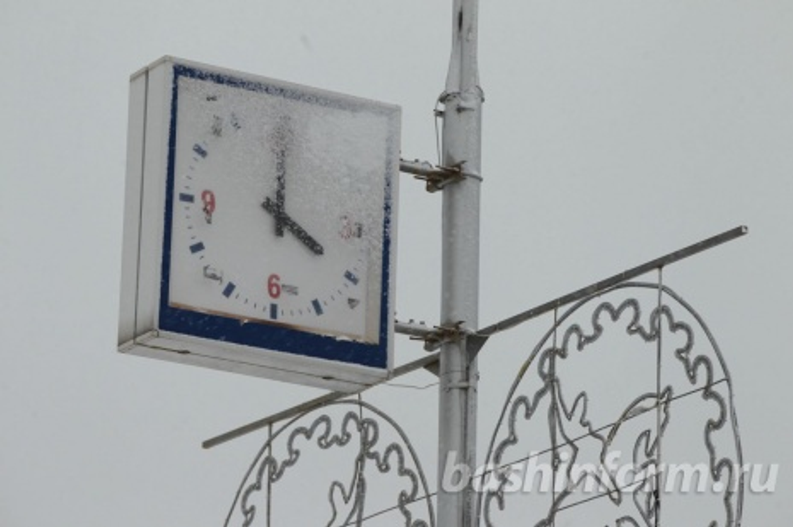 Олег Яровиков