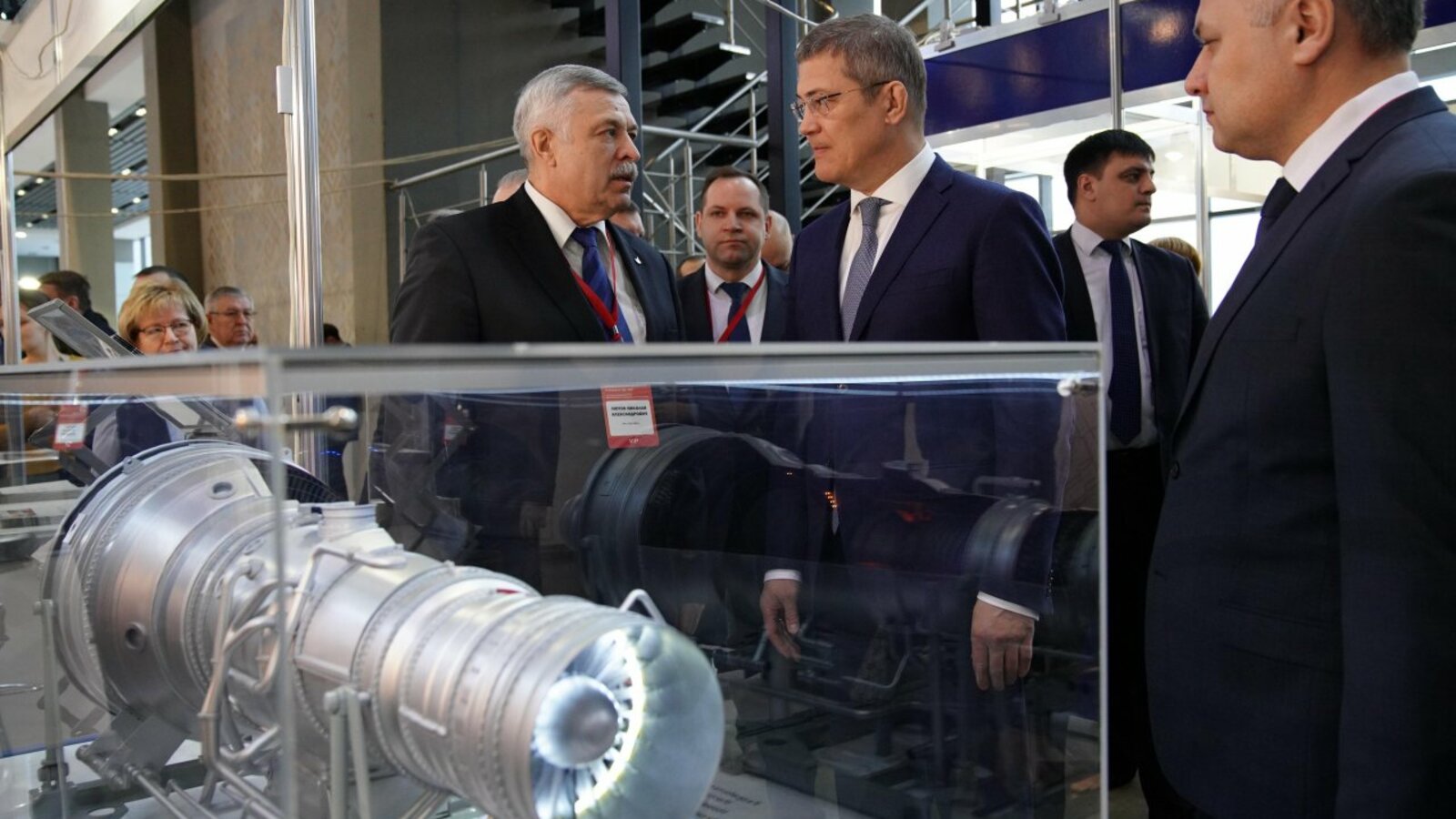 Олег Яровиков