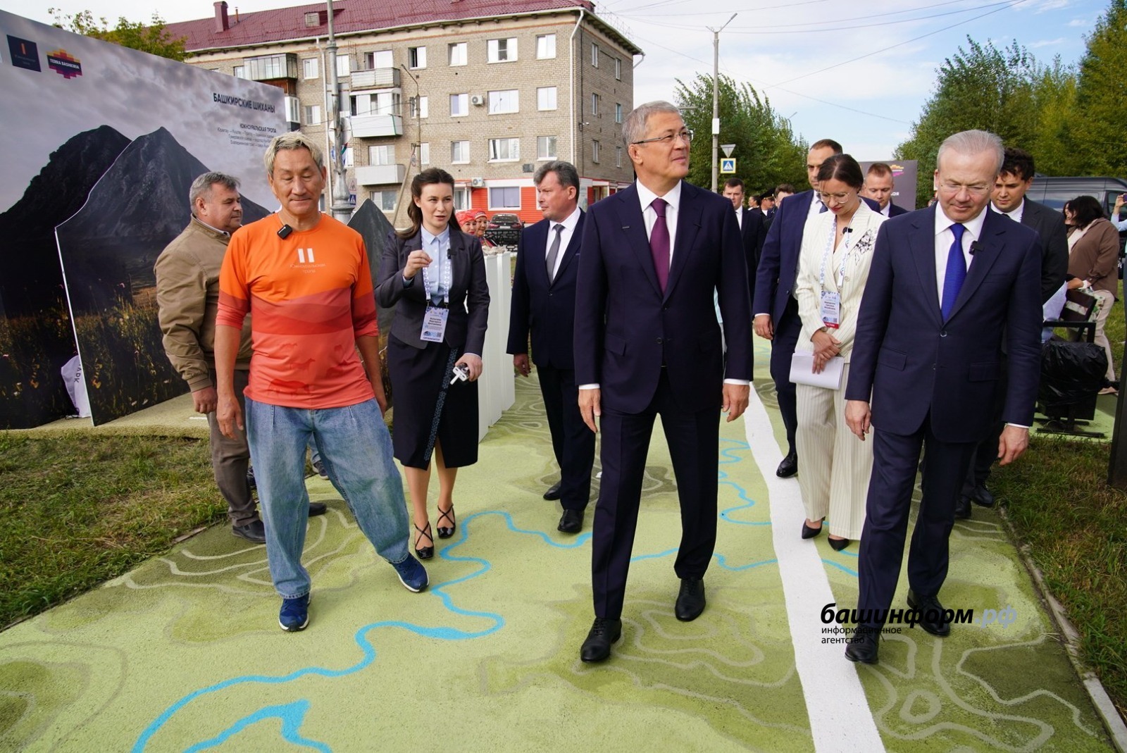 Олег Яровиков