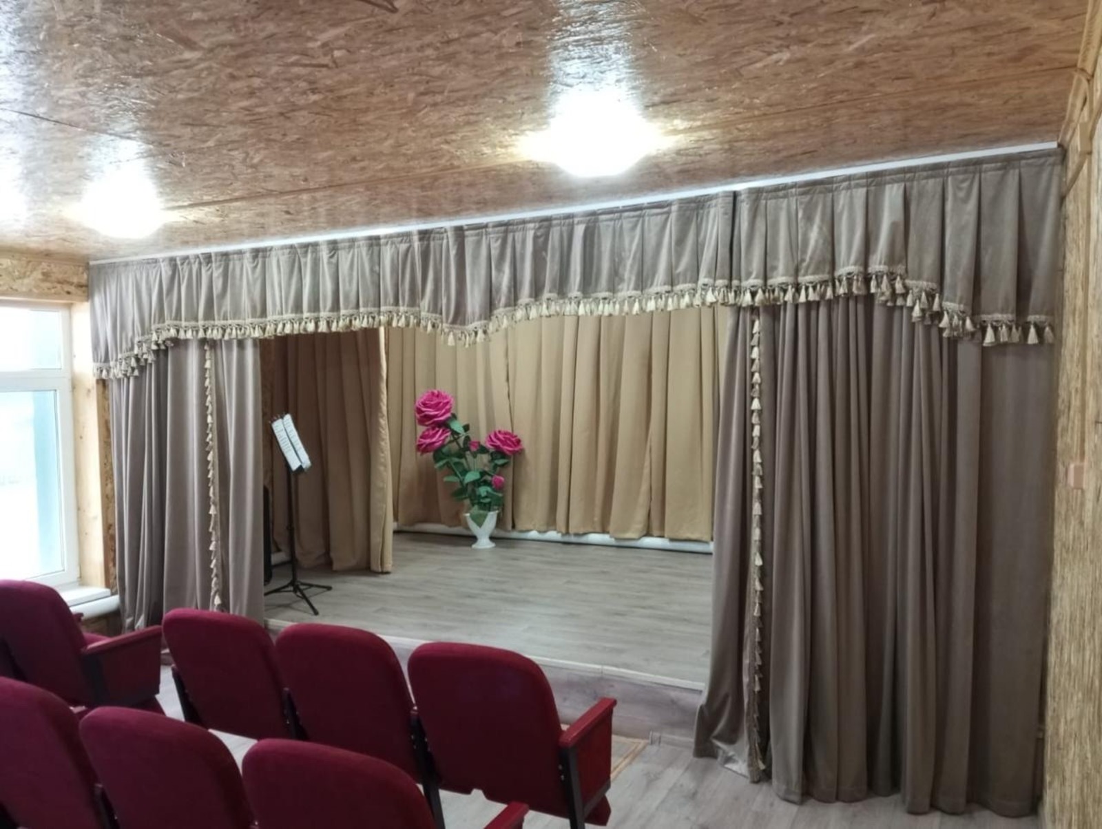 страница главы администрации Аскинского района Диниса Юсупова Вконтакте