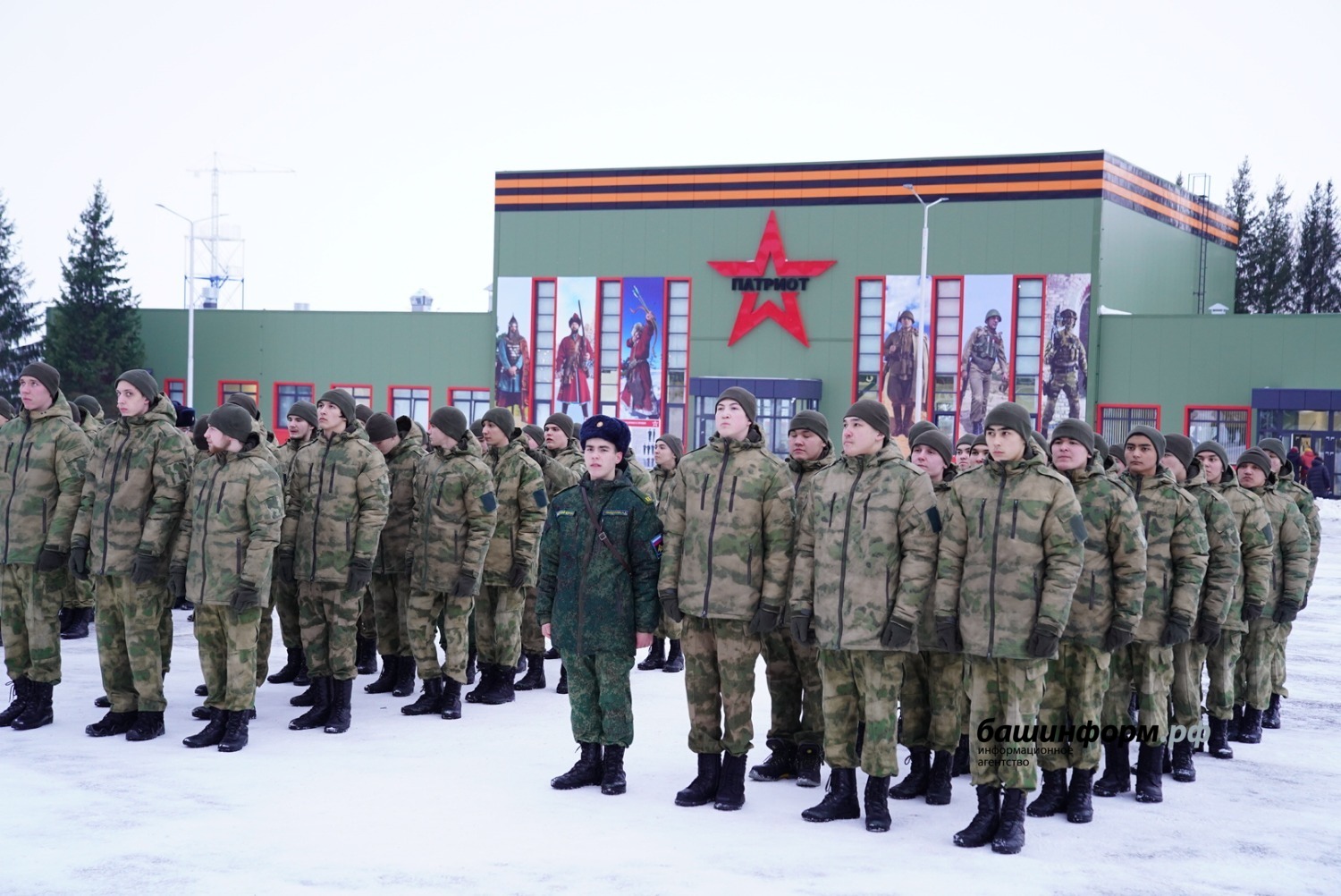 Олег Яровиков