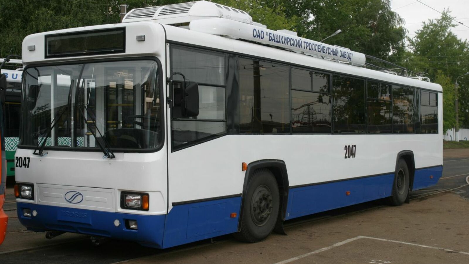 Олег Яровиков