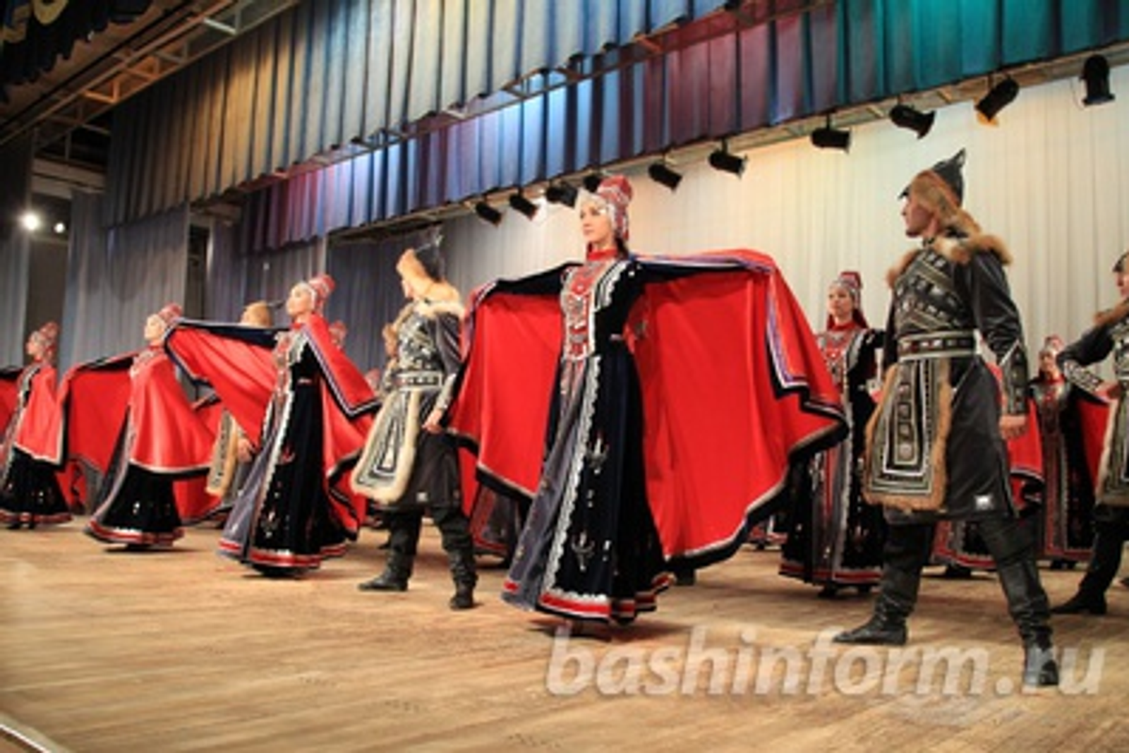 Олег Яровиков