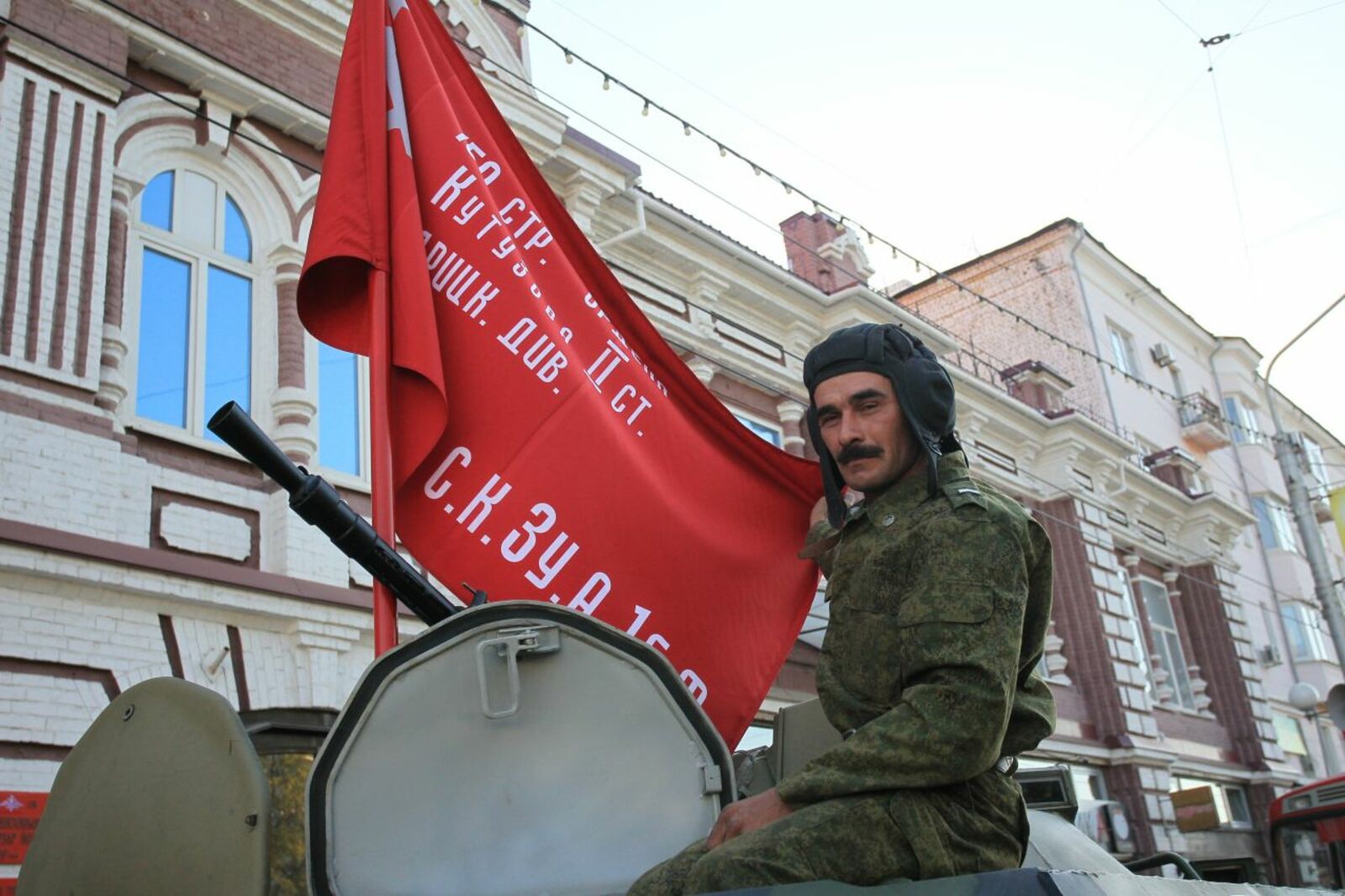 Олег Яровиков