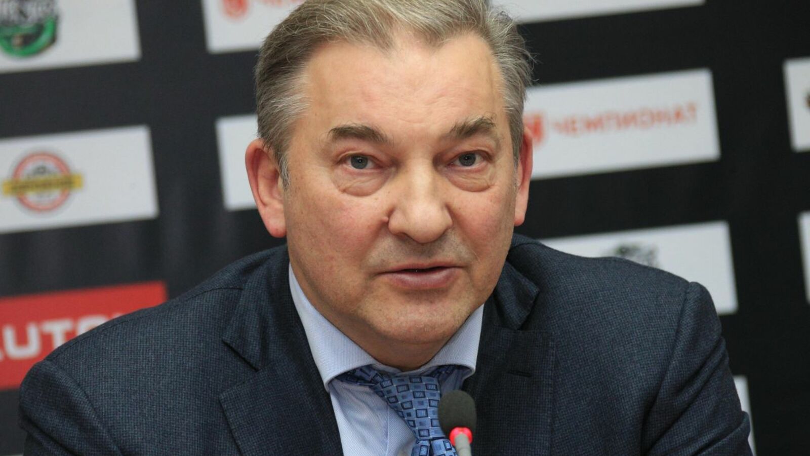 Олег Яровиков