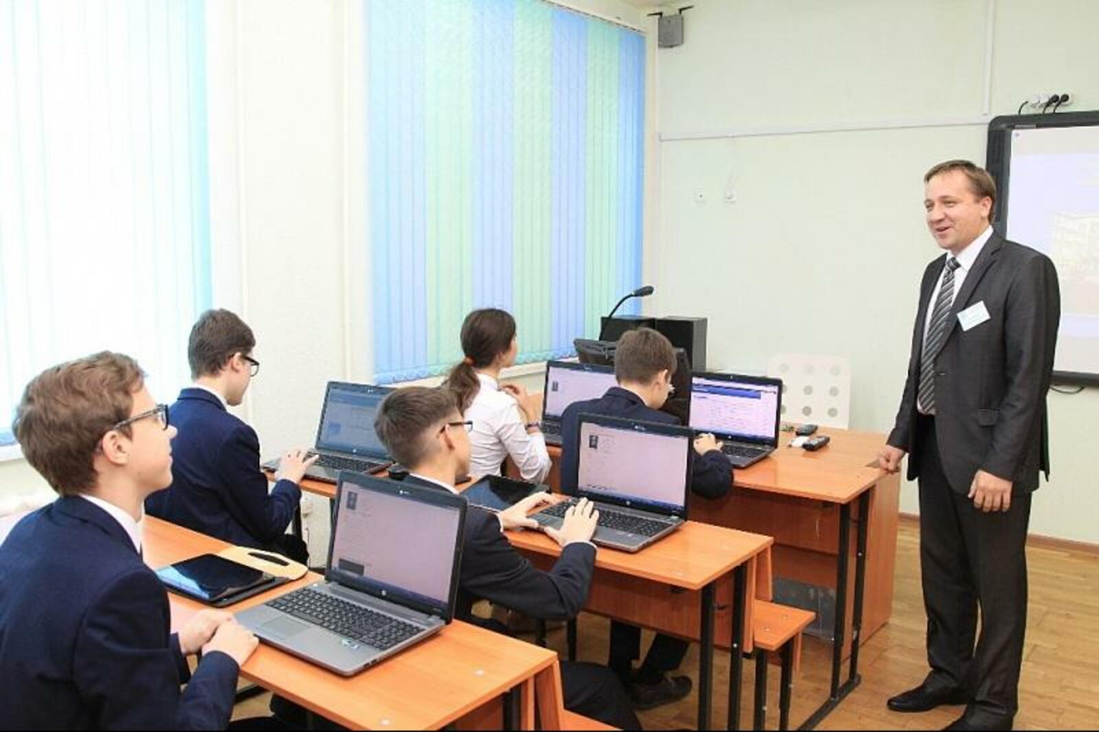 Олег Яровиков