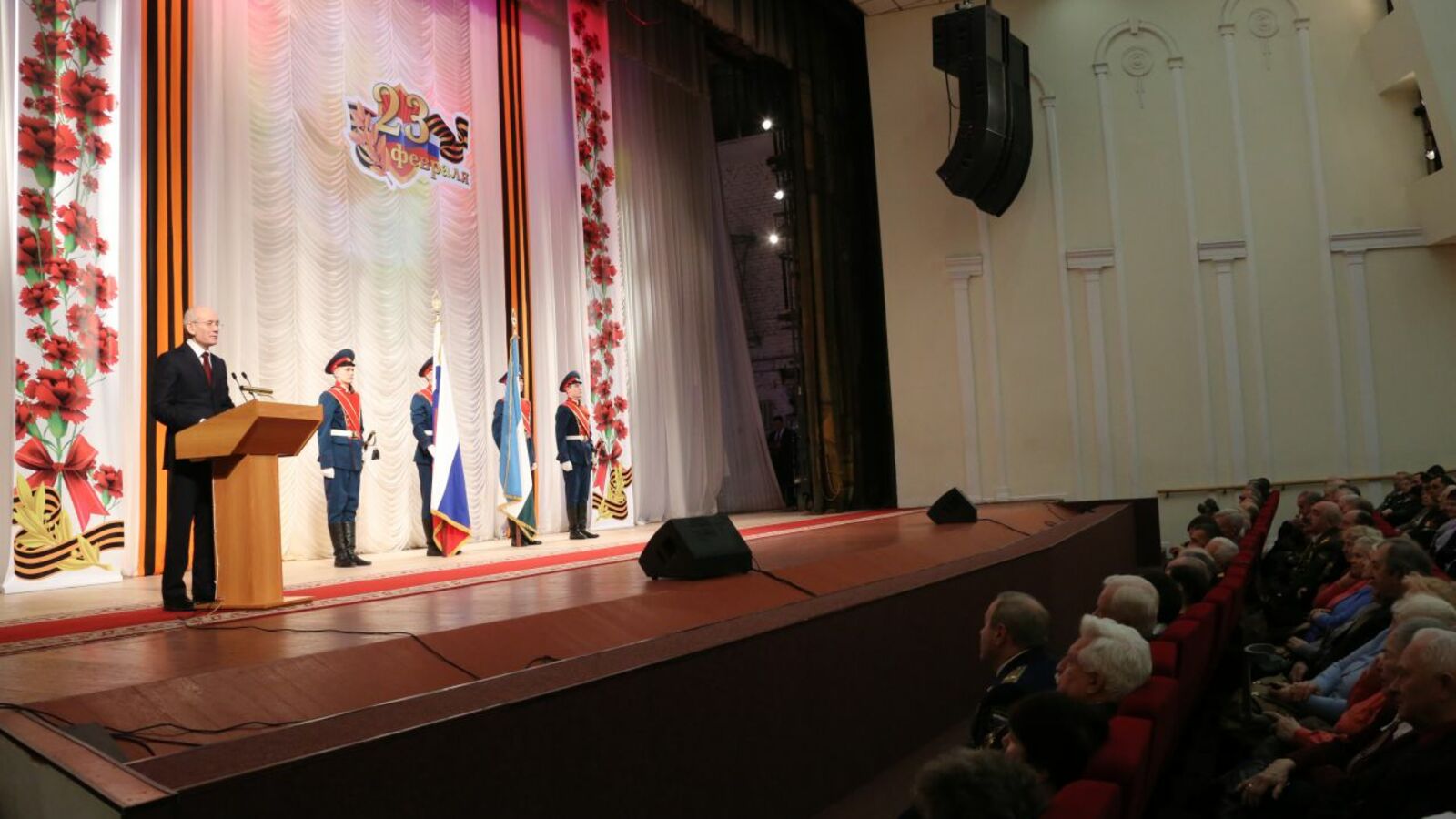 Андрей Старостин