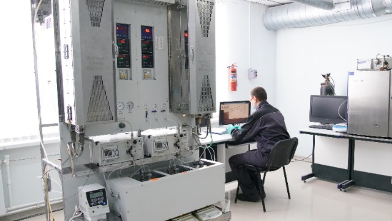 Олег Яровиков