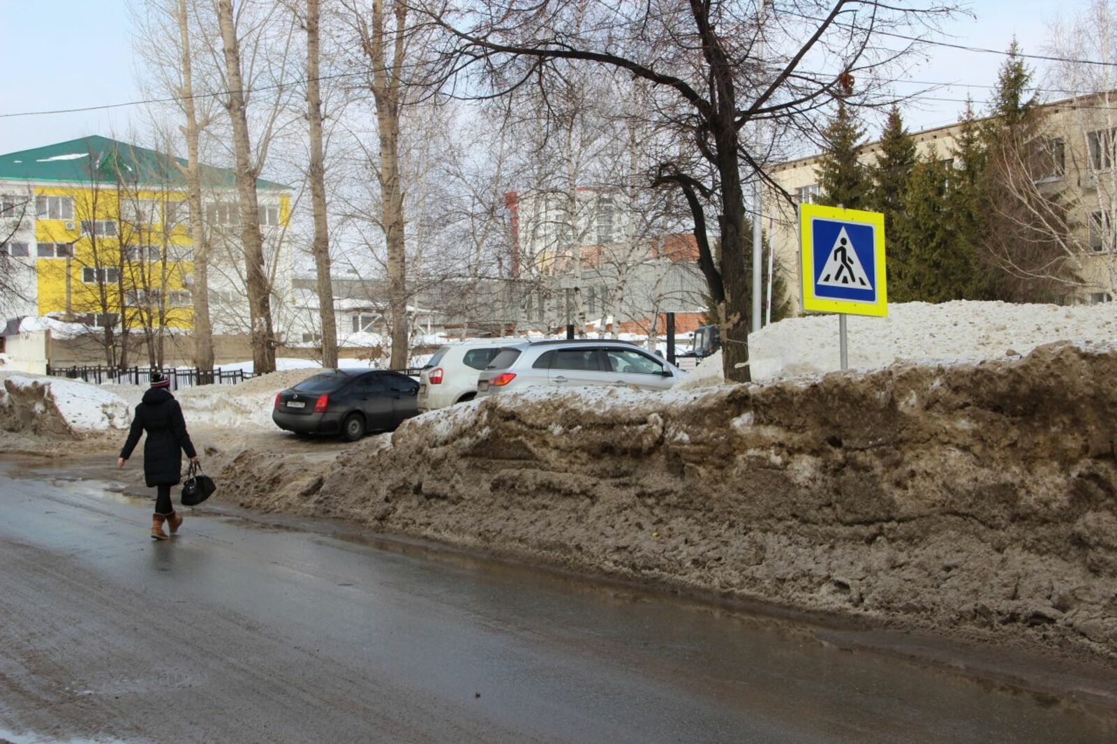 автор