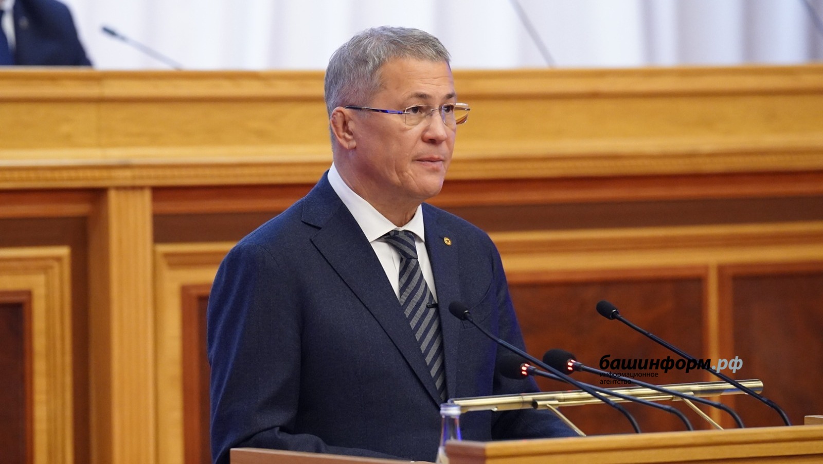 Олег Яровиков