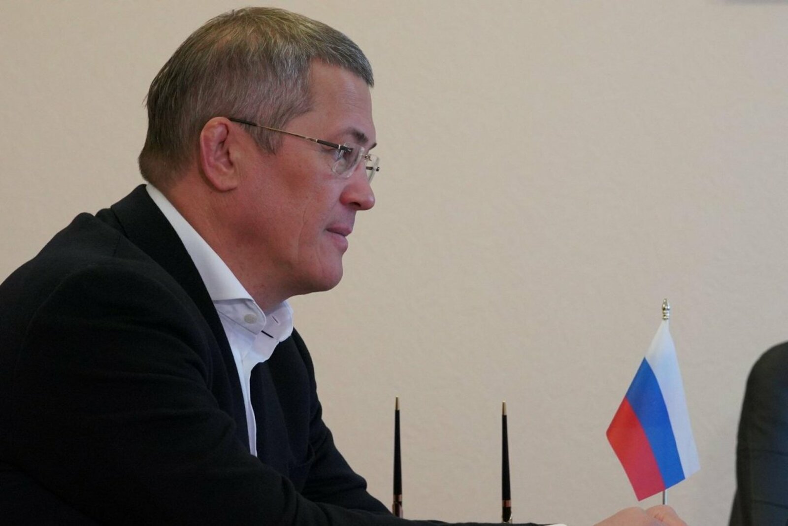 Олег Яровиков