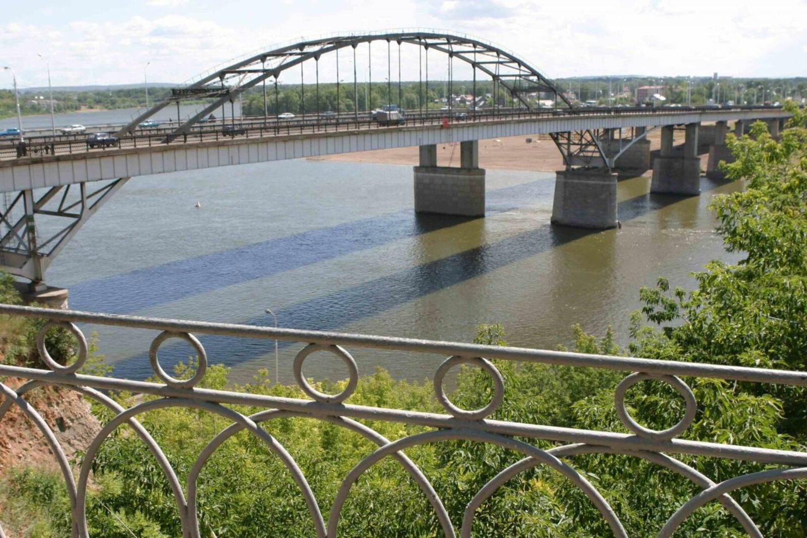 Олег Яровиков