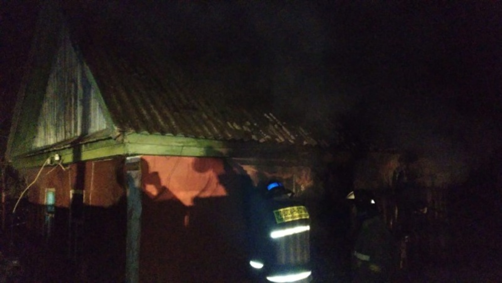 В Башкирии при пожаре в доме найден мертвый мужчина, второй выжил со страшными ожогами тела