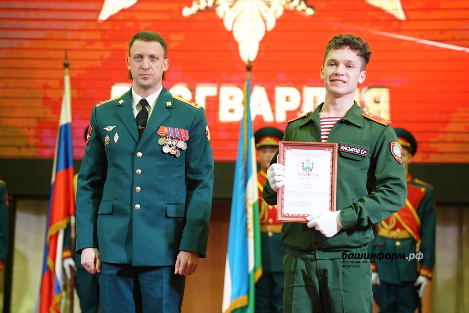 Олег Яровиков