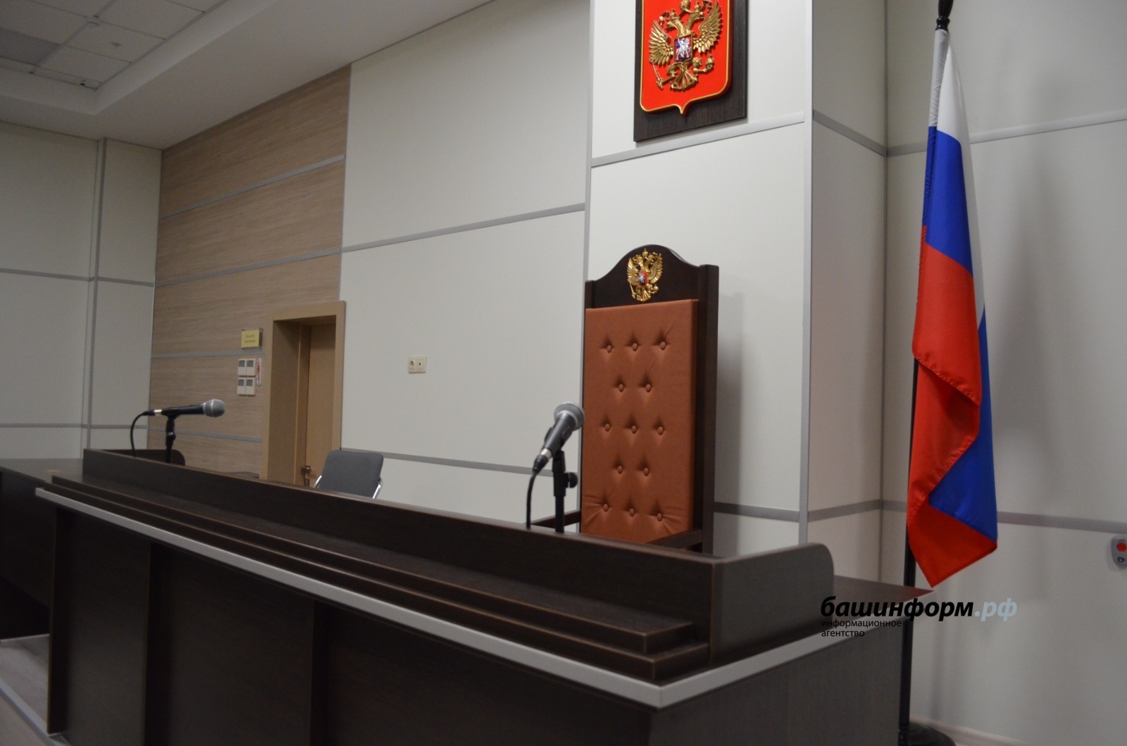 Уфимец сообщил о намерении напасть на детей с ножом в торговом центре