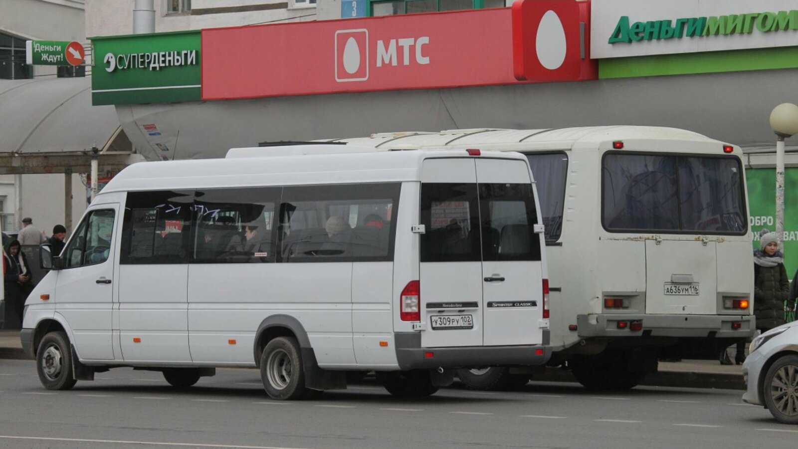 Олег Яровиков