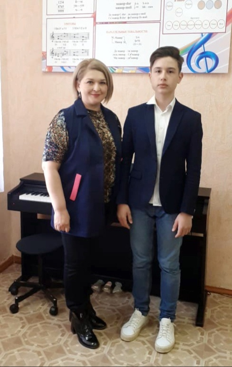 Учащийся детской школы искусств села Николо-Березовка победил на Международной олимпиаде