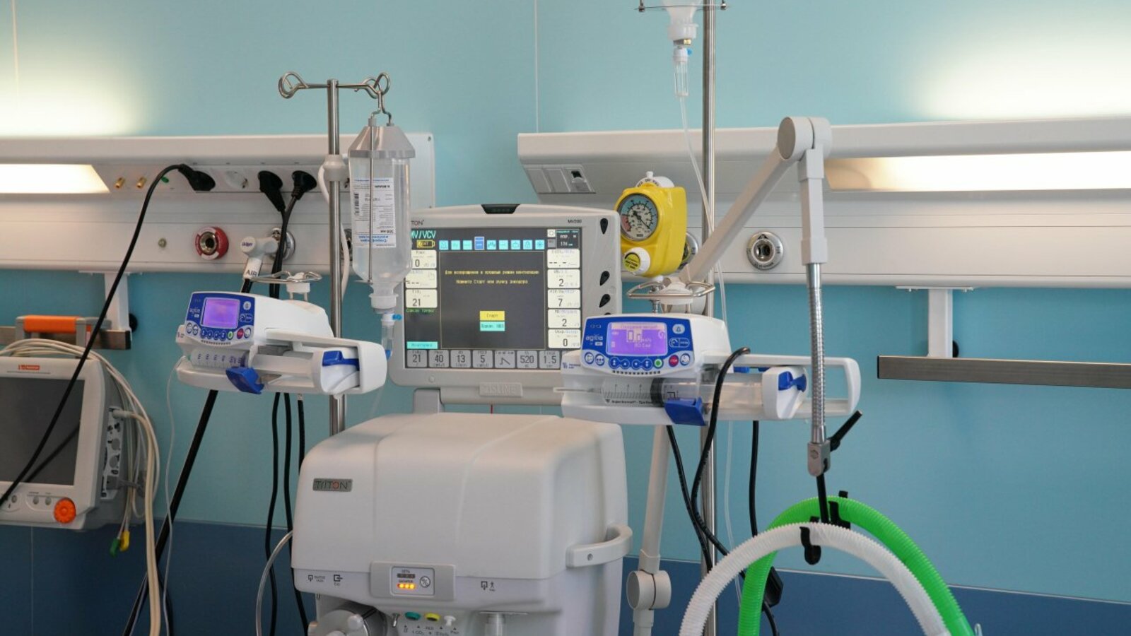 Олег Яровиков