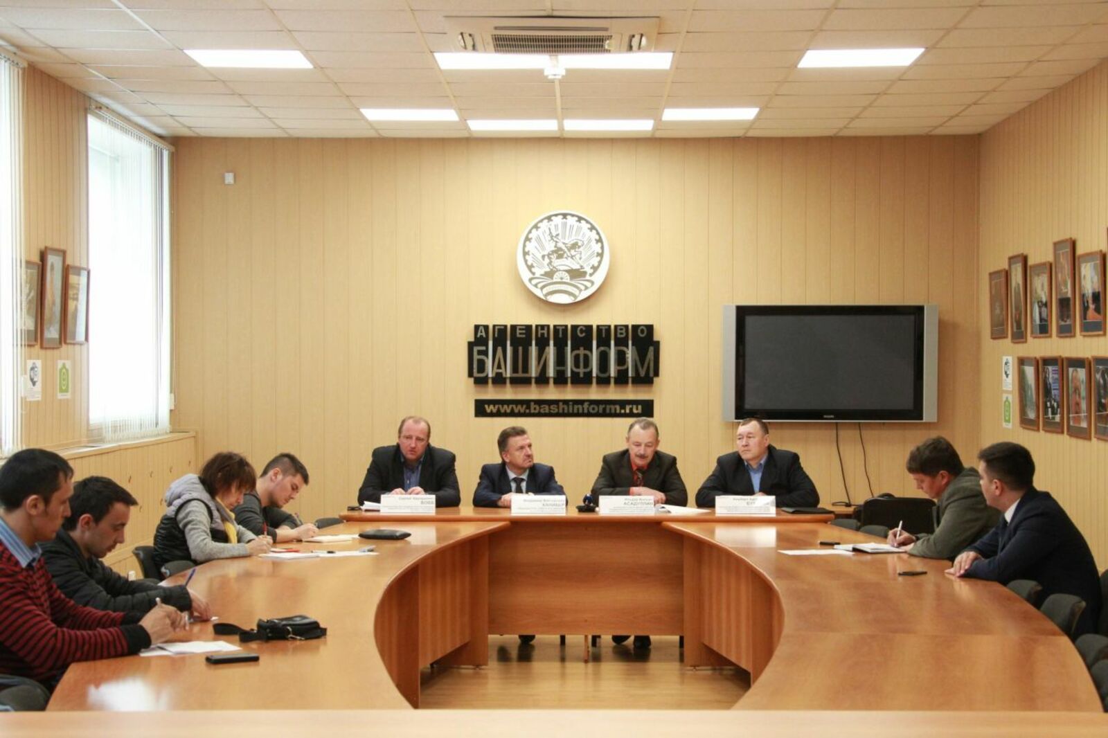 Олег Яровиков