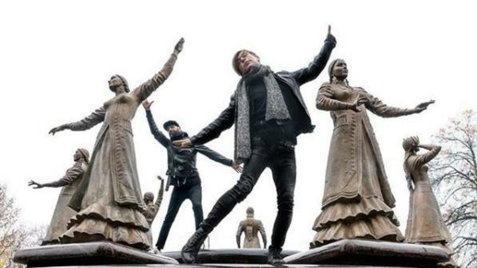 инстаграм Левы Би-2