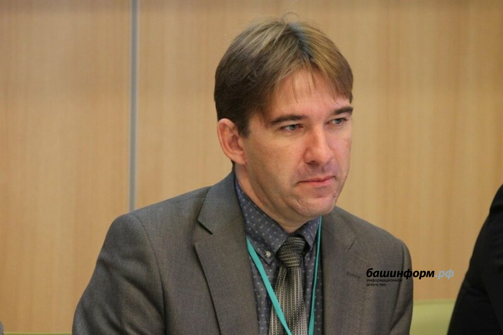 Олег Яровиков