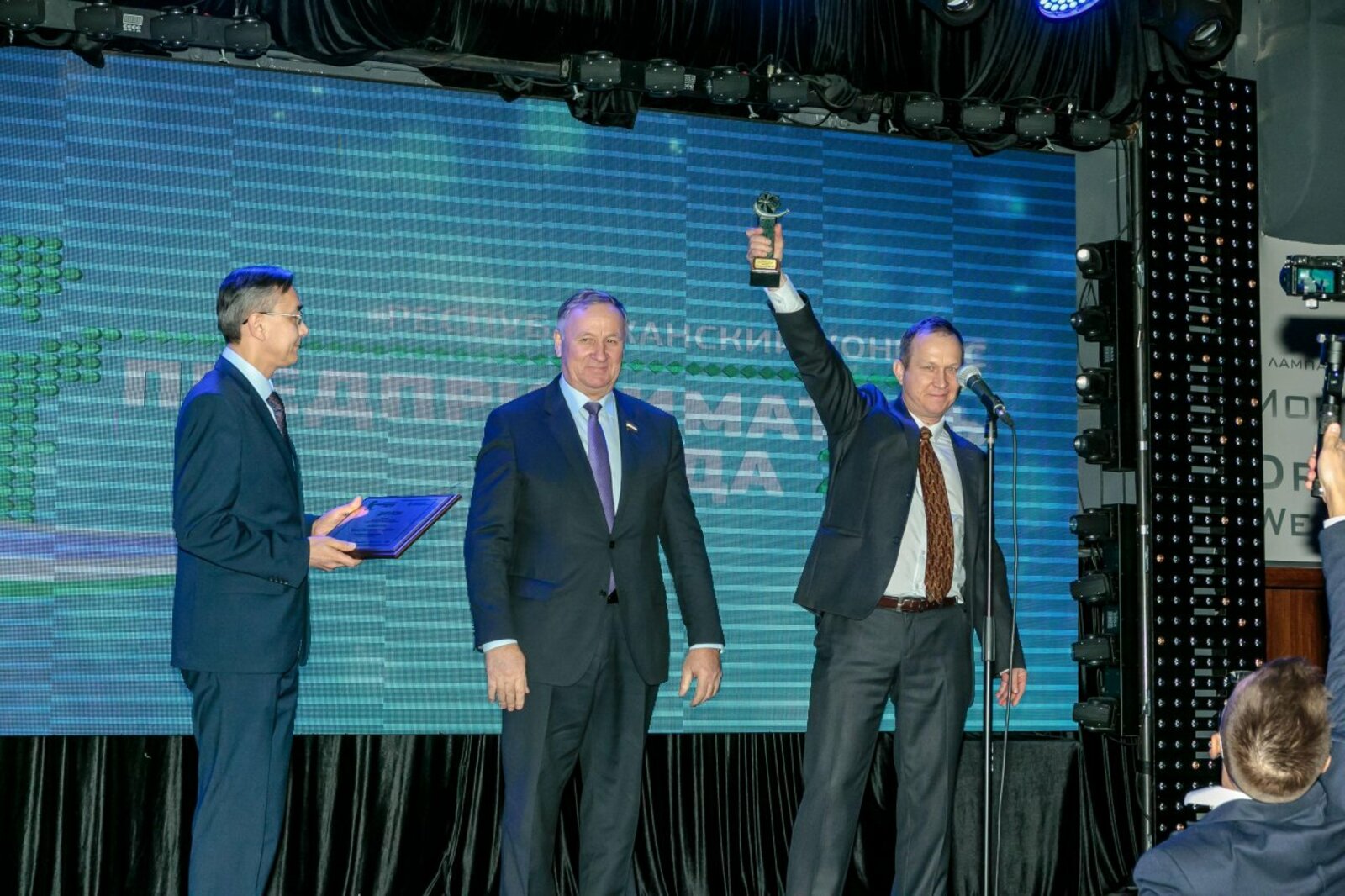 Олег Яровиков
