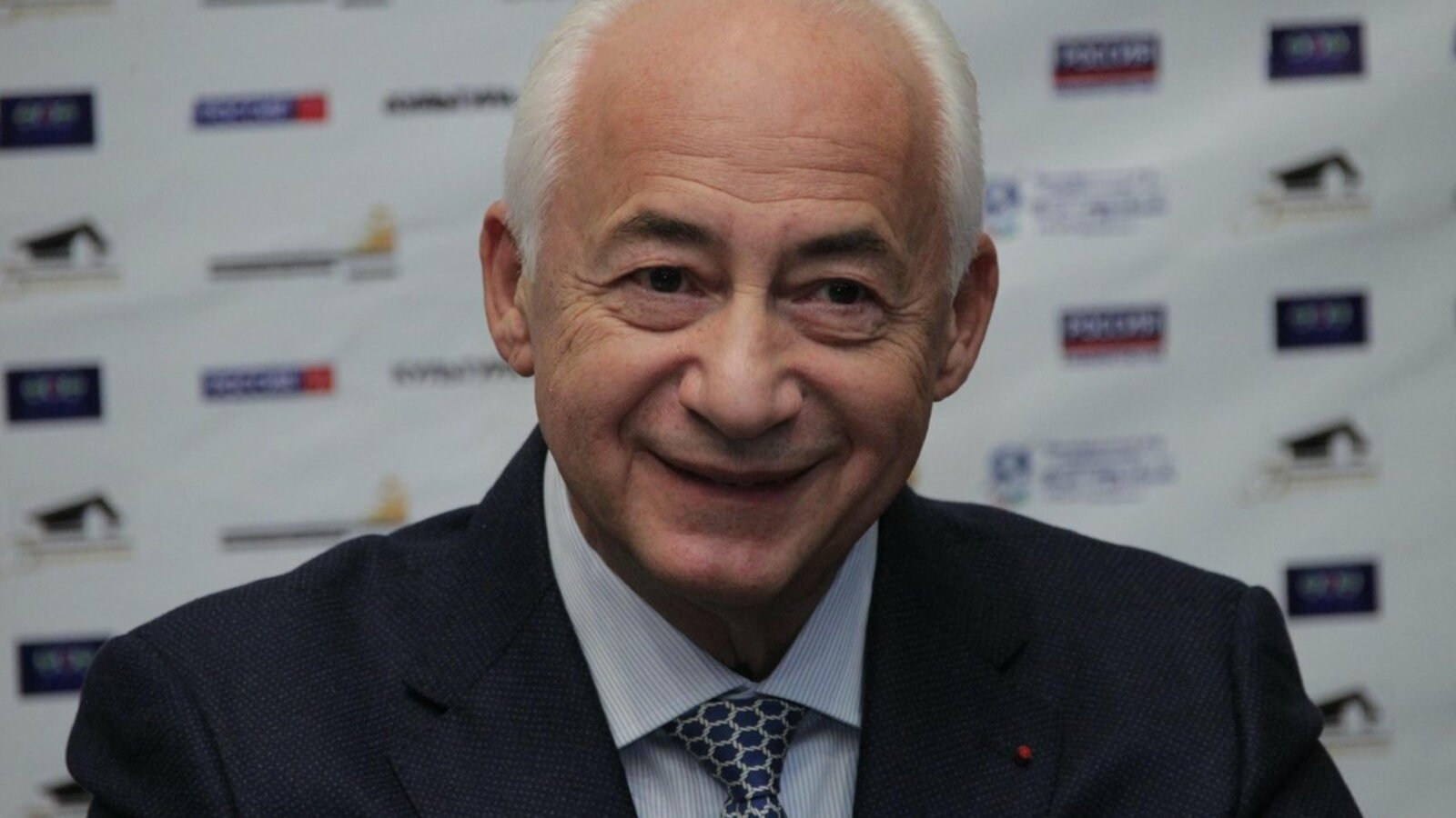 Олег Яровиков