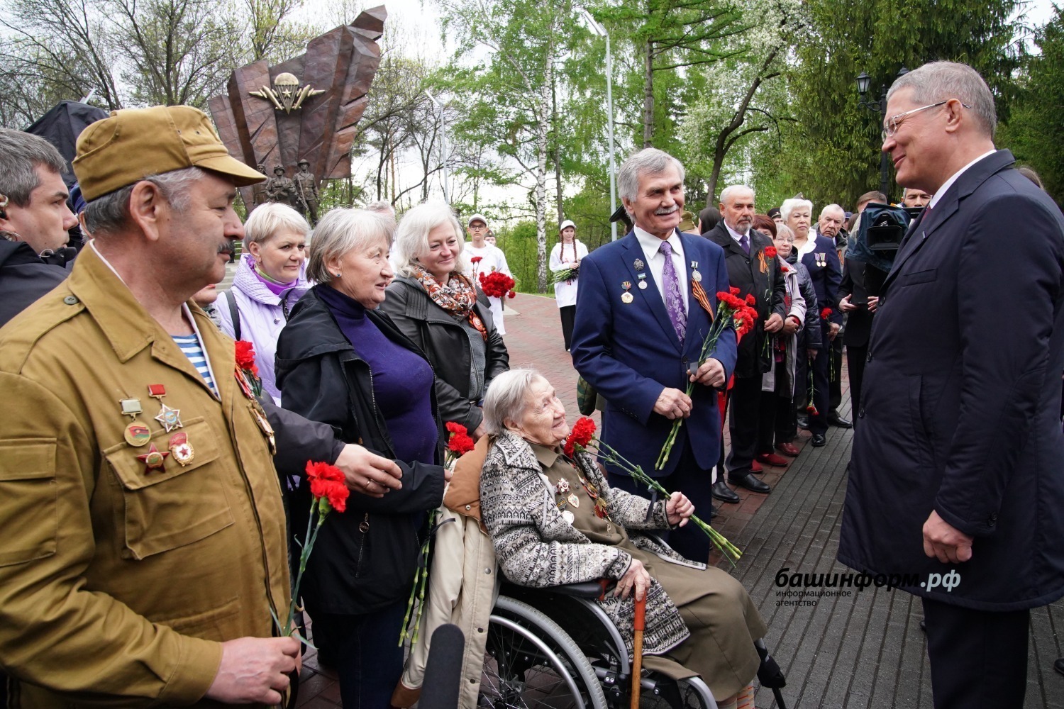 Олег Яровиков
