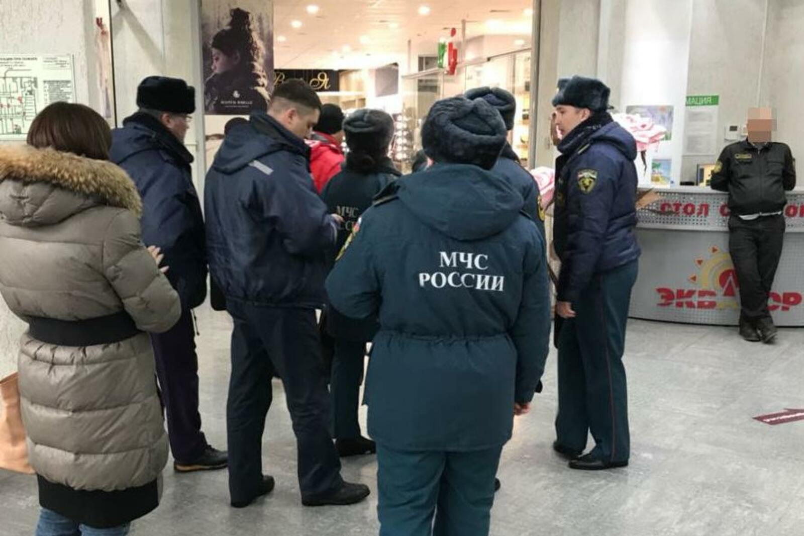 автор