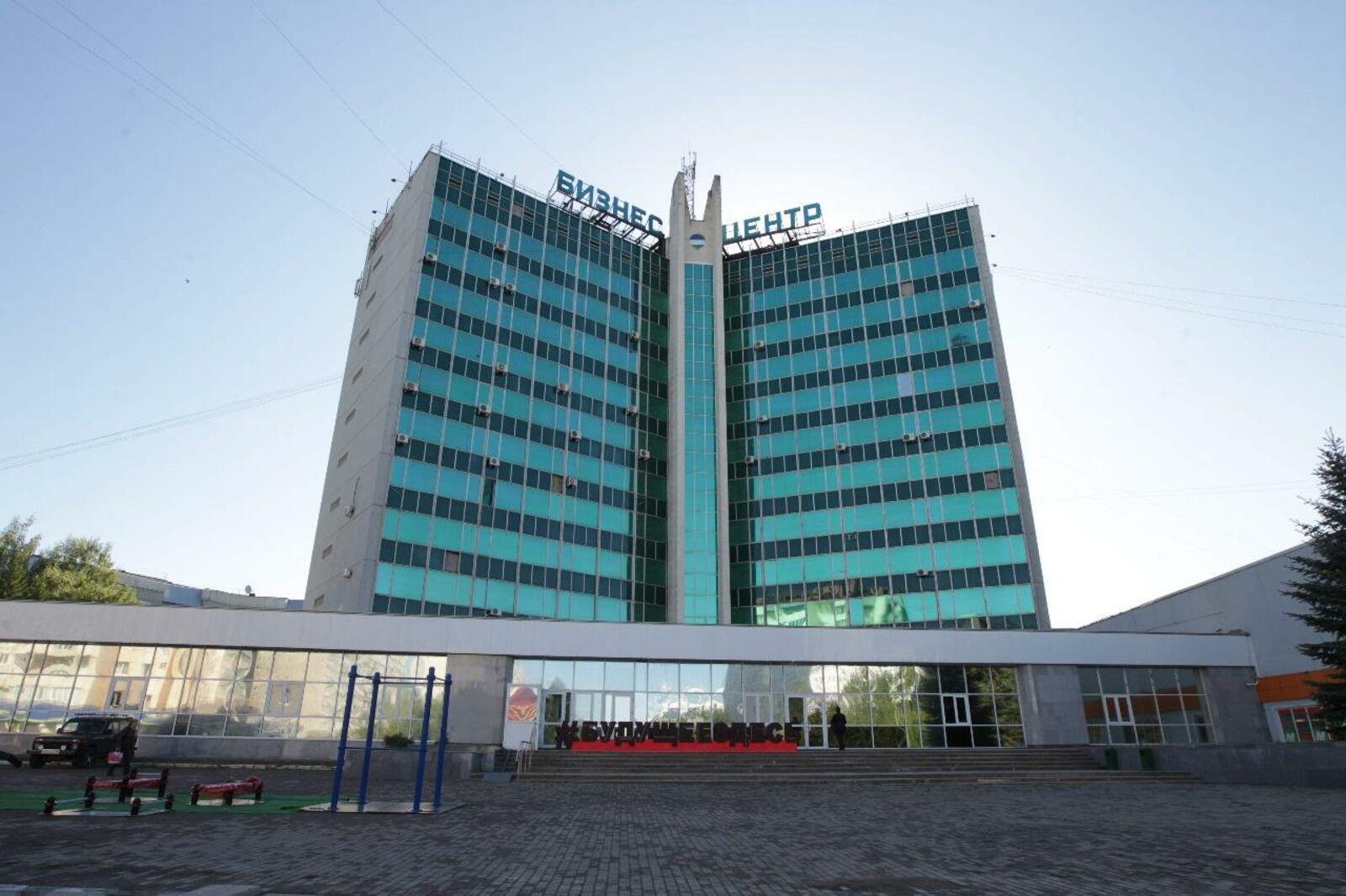 Олег Яровиков