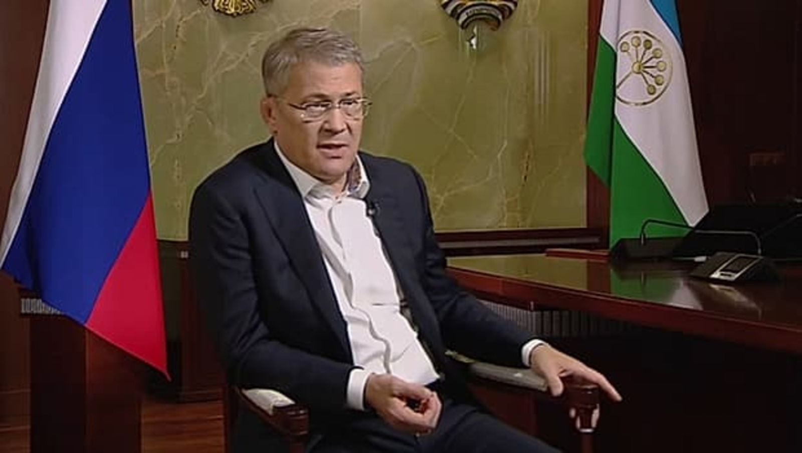 Радий Хабиров дал большое интервью ведущим телеканалам республики