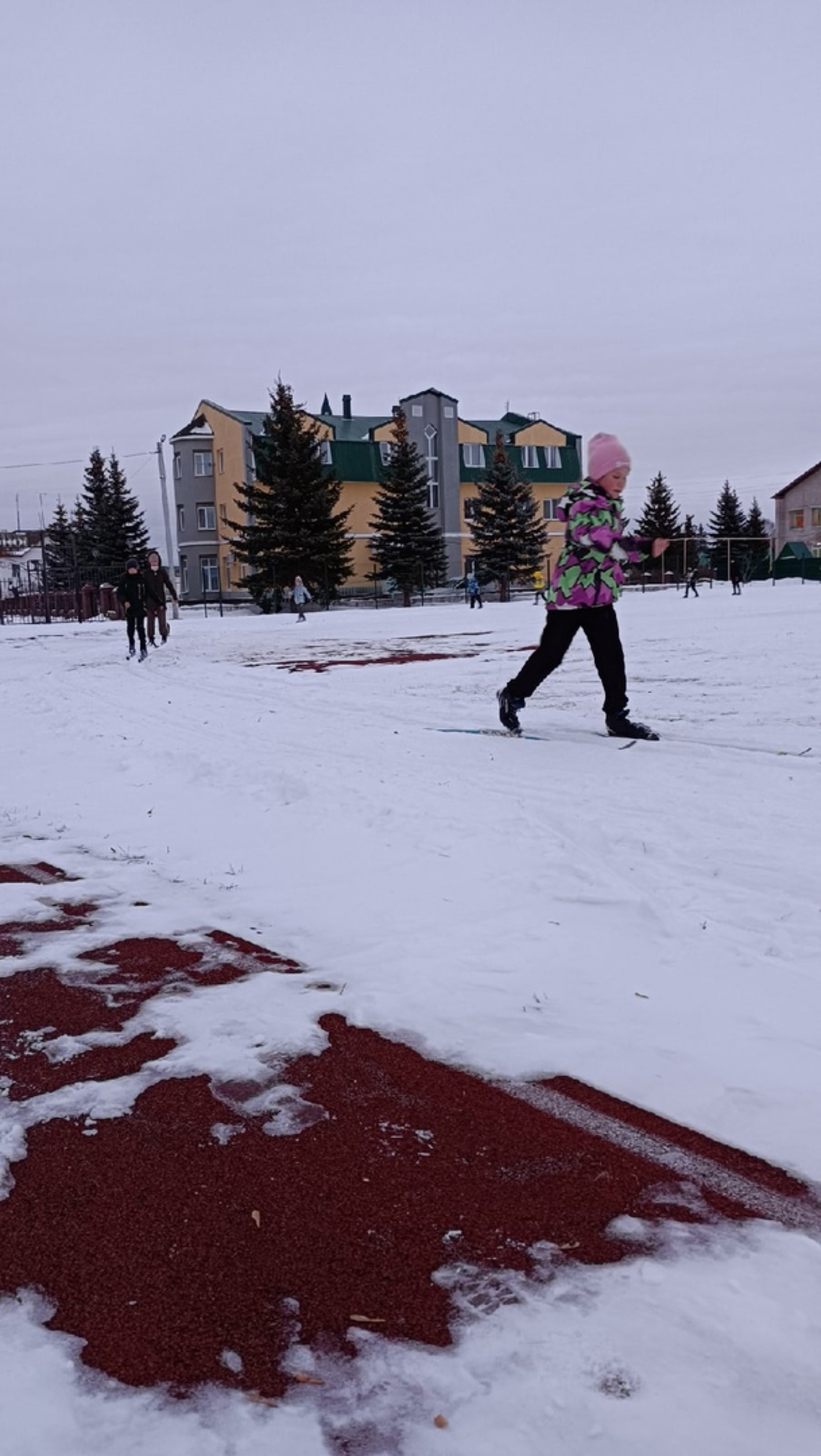 В Кигинском районе лыжники приступили к зимним тренировкам