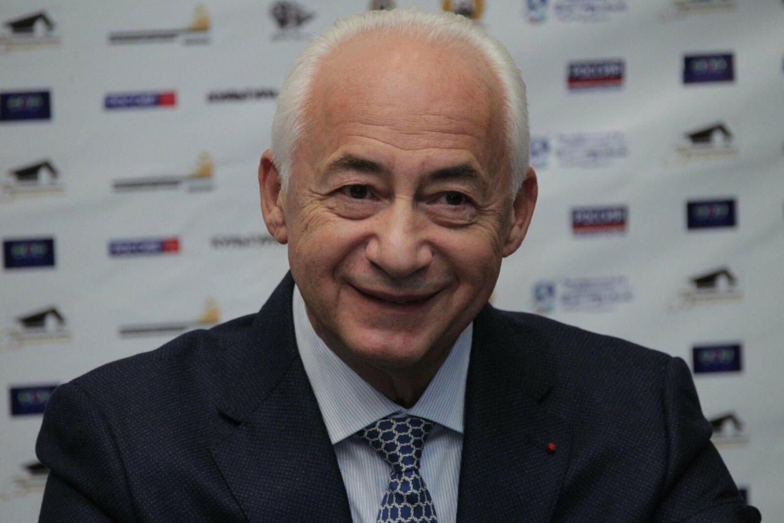Олег Яровиков
