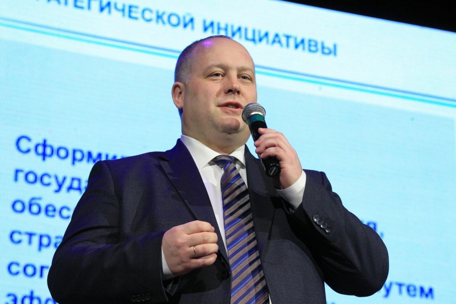 Олег Яровиков