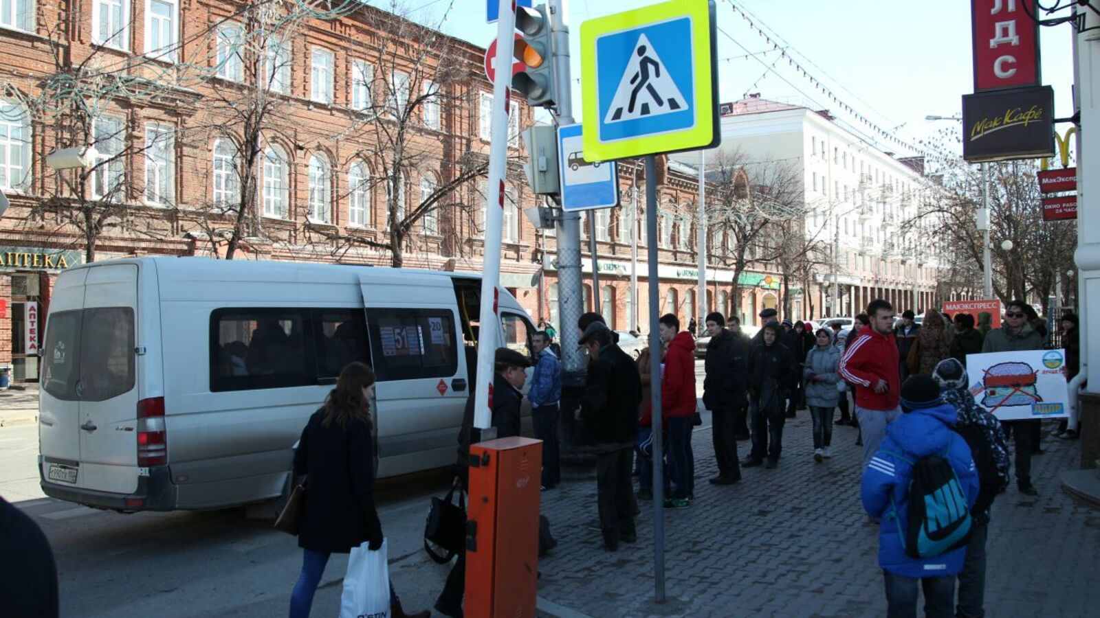 Олег Яровиков