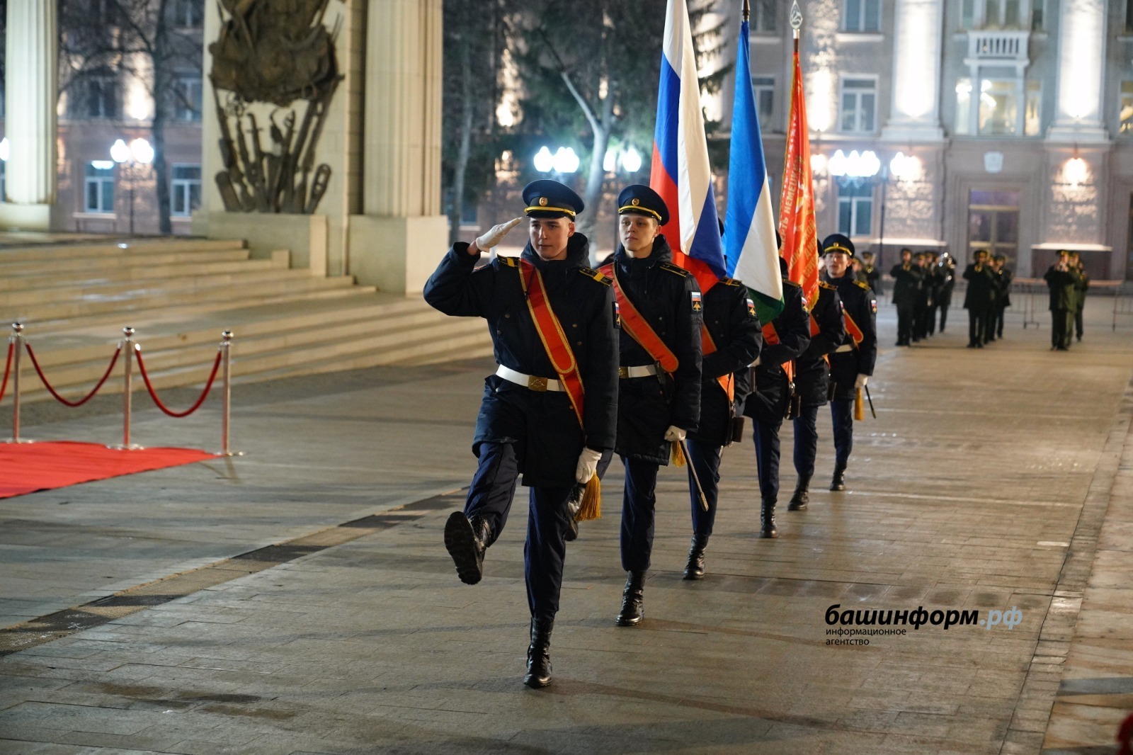 Олег Яровиков