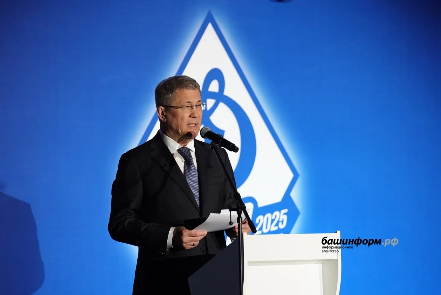 Олег Яровиков