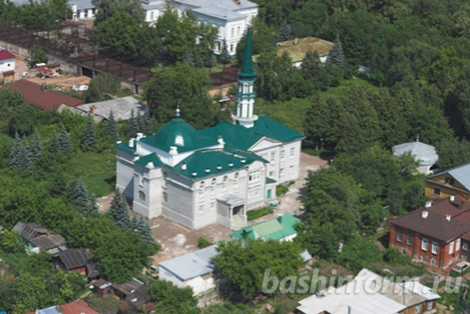 Андрей Старостин