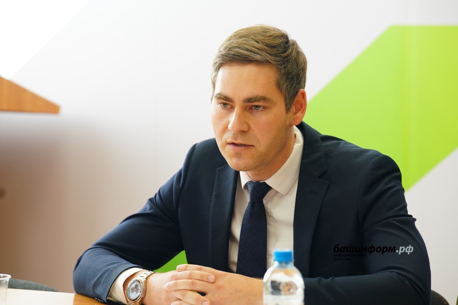 Олег Яровиков