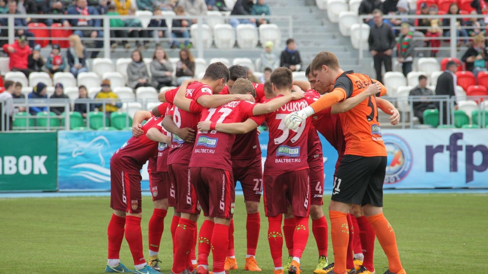 Олег Яровиков