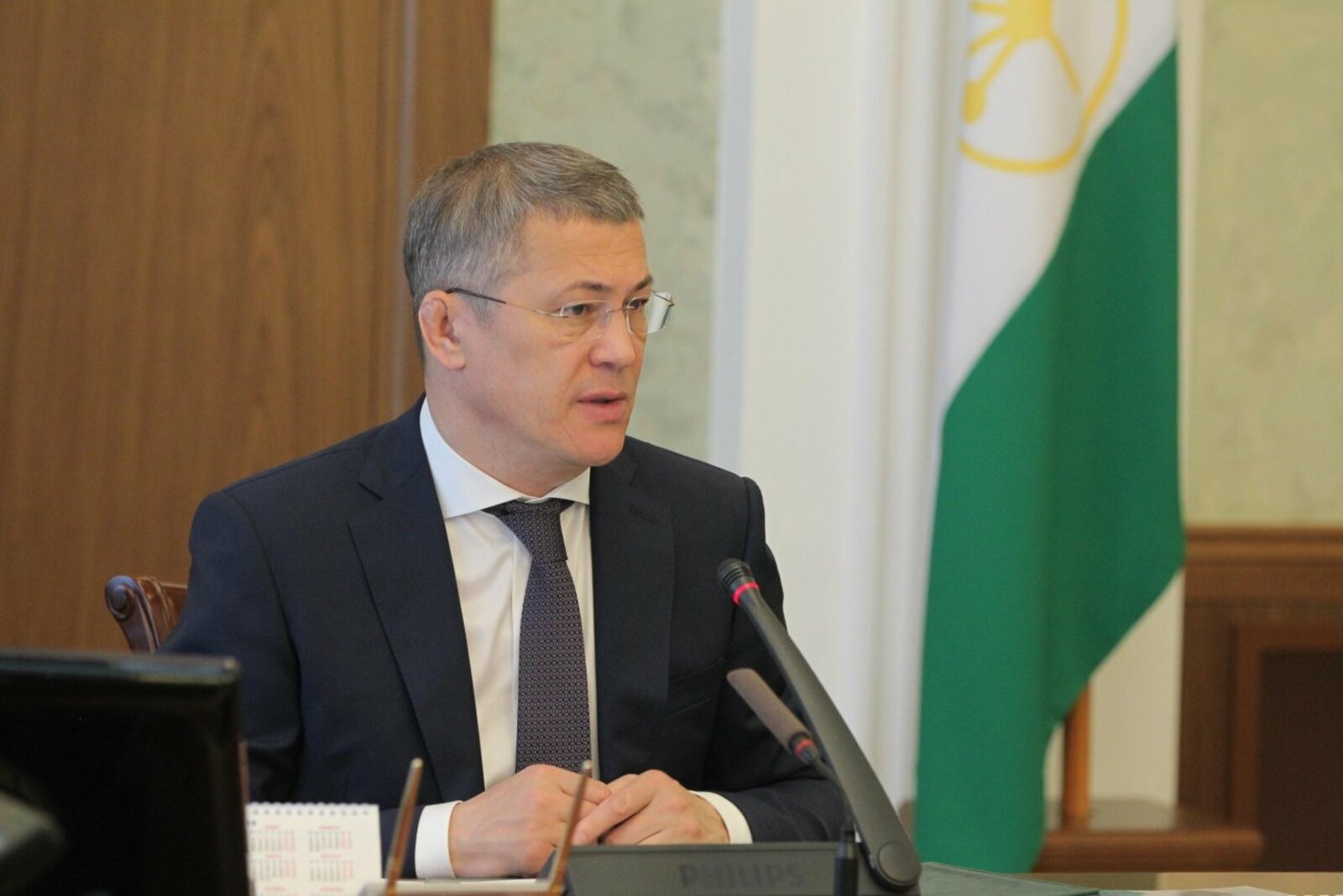 Олег Яровиков