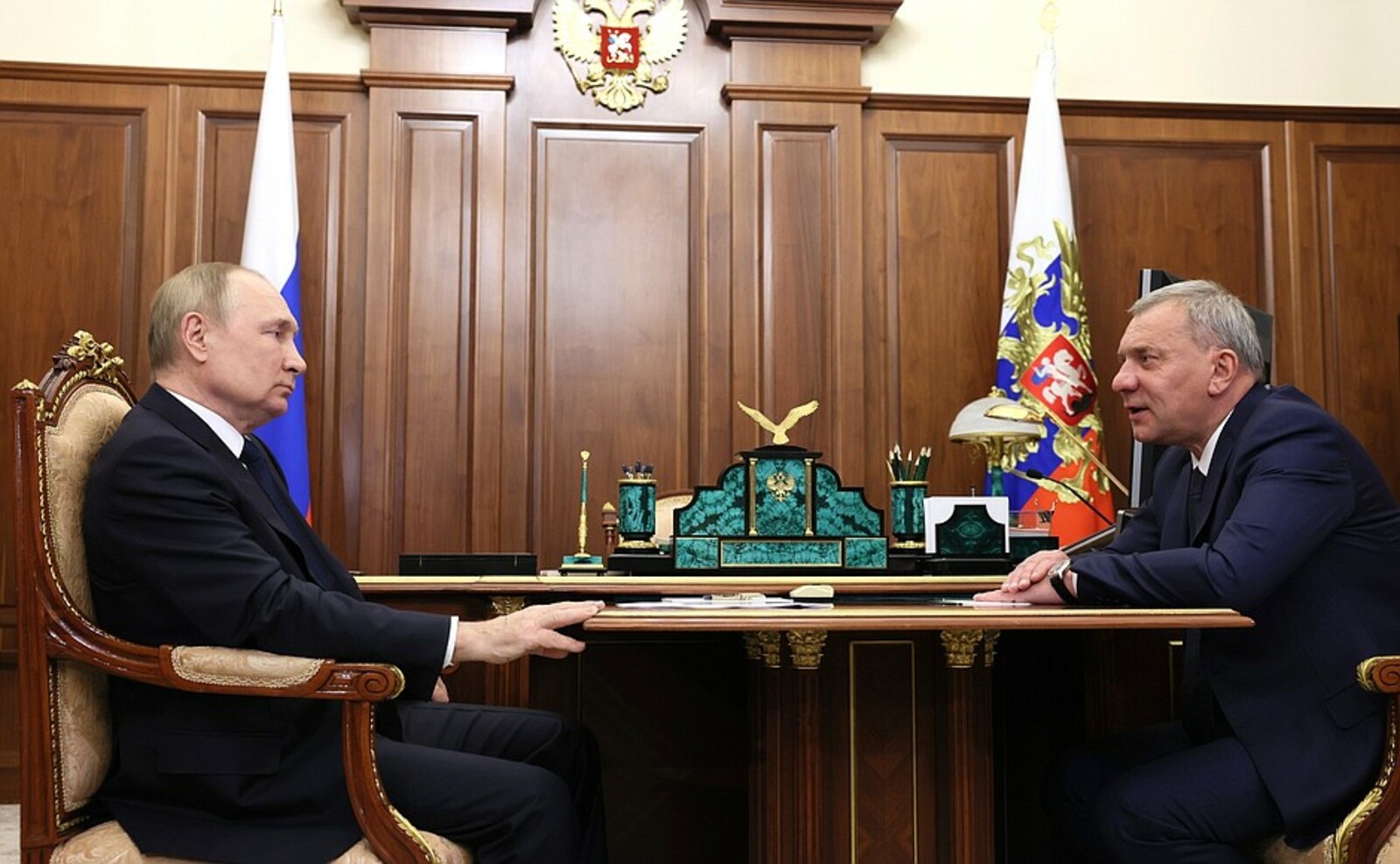 Владимир Путин провёл рабочую встречу с генеральным директором Государственной корпорации по космической деятельности «Роскосмос» Юрием Борисовым
